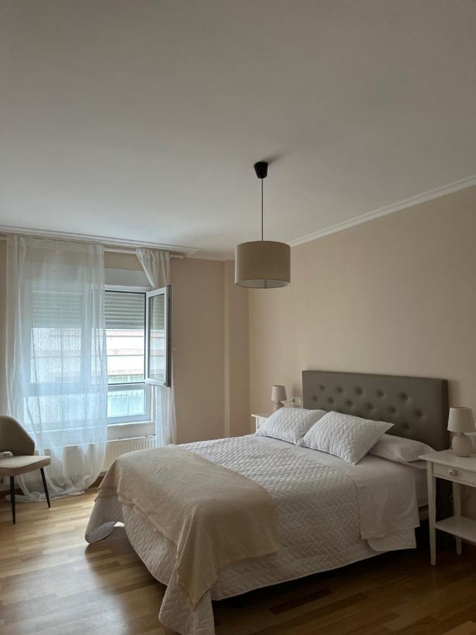 Apartamento Carlos III Ribadeo Buitenkant foto